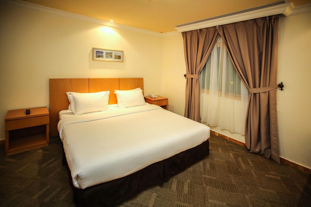 Etab Hotels & Suites Al-Khubar Pokoj fotografie