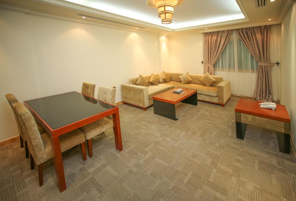 Etab Hotels & Suites Al-Khubar Pokoj fotografie