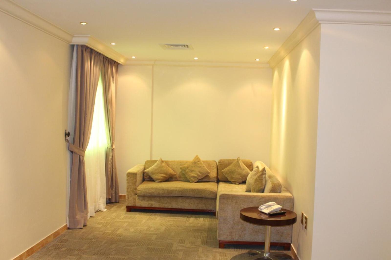 Etab Hotels & Suites Al-Khubar Exteriér fotografie